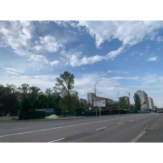 Фасадна земельна ділянка 23 сотки на трасі у Вишгороді