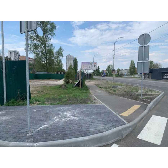 Фасадна земельна ділянка 23 сотки на трасі у Вишгороді